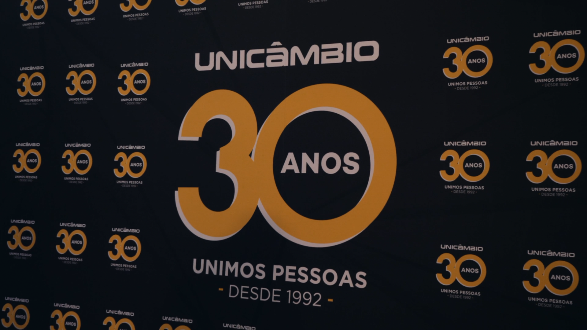 760308019 0027 Click and Play - Agência de Vídeo Digital - Produtora Audiovisual
