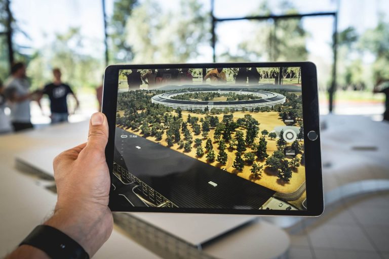 realidade aumentada bim Click and Play - Agência de Vídeo Digital - Produtora Audiovisual